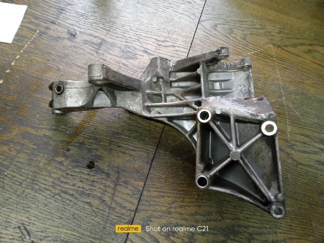 bontott VW LT Generátor Tartó Bak