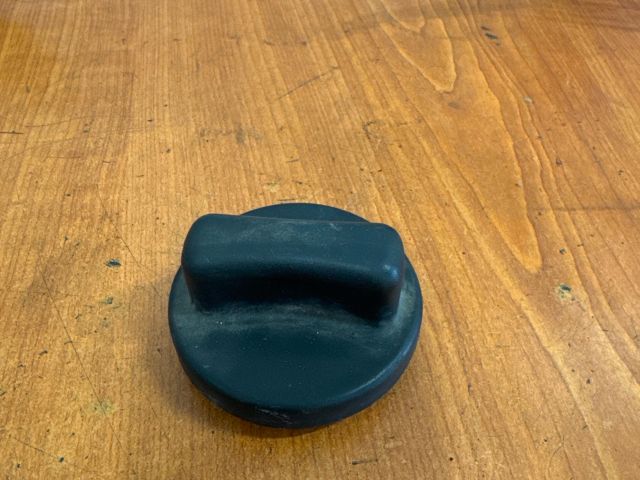 bontott VW LT Tanksapka