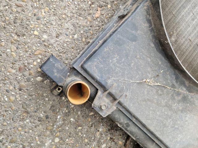 bontott VW LT Vízhűtő Radiátor (Nem klímás)