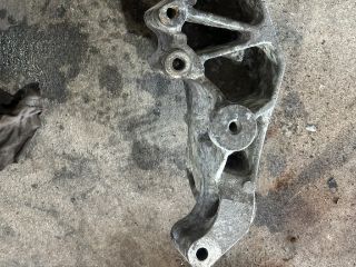 bontott VW LT Generátor Tartó Bak