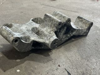 bontott VW LT Generátor Tartó Bak