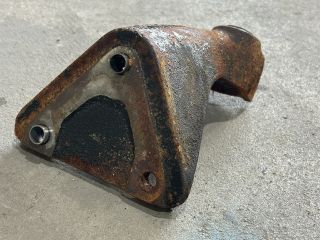 bontott VW LT Motor Tartó Bak Jobb