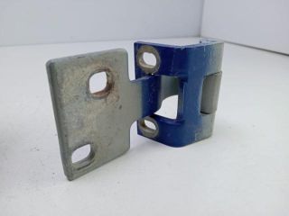 bontott VW LT Ajtó Zsanér (Pozíciófüggetlen)