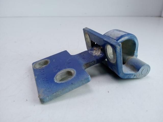 bontott VW LT Ajtó Zsanér (Pozíciófüggetlen)