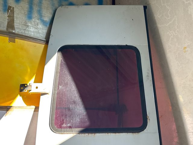 bontott VW LT Bal hátsó Ajtó (Részeivel)