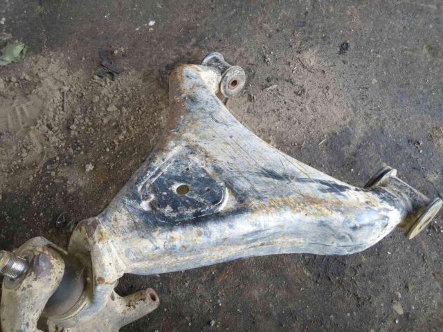 bontott VW LT Bal hátsó Hosszlengőkar