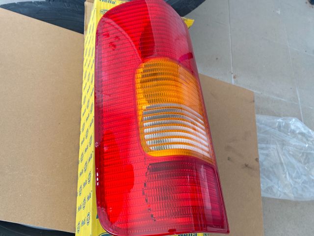 bontott VW LT Bal Hátsó Lámpa