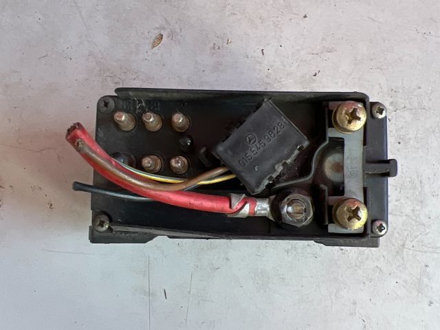 bontott VW LT Izzító Relé