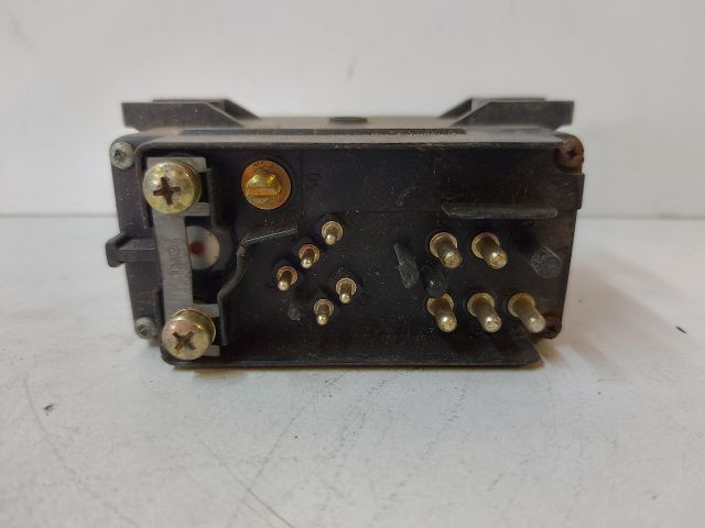 bontott VW LT Izzító Relé