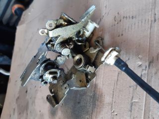 bontott VW LT Jobb Csomagtérajtó Zárszerkezet