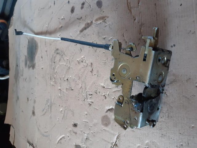 bontott VW LT Jobb Csomagtérajtó Zárszerkezet