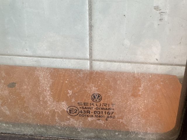 bontott VW LT Jobb első Fixüveg (Ajtóban)
