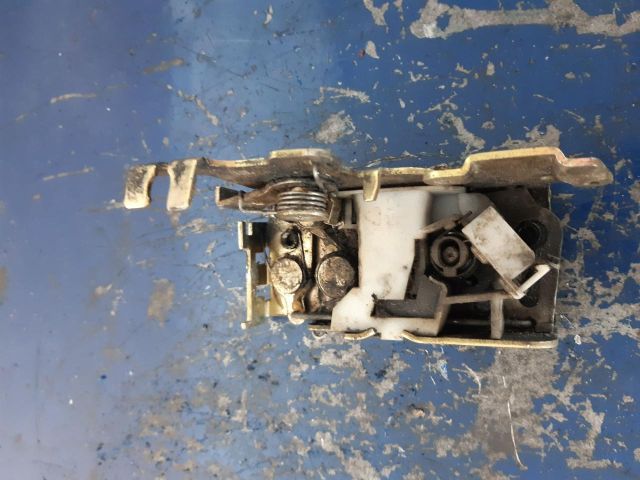 bontott VW LT Jobb Tolóajtó Zárszerkezet