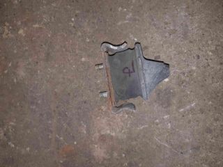 bontott VW LT Motor Tartó Bak Jobb