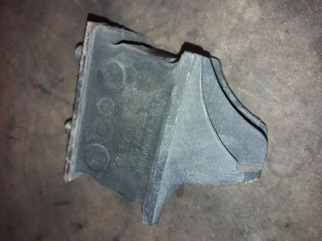 bontott VW LT Motor Tartó Bak Jobb