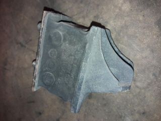 bontott VW LT Motor Tartó Bak Jobb