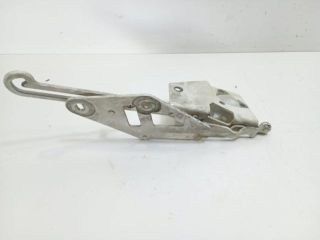 bontott VW LT Motorháztető Jobb Zsanér