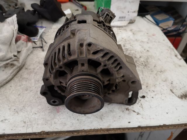 bontott VW LUPO Generátor