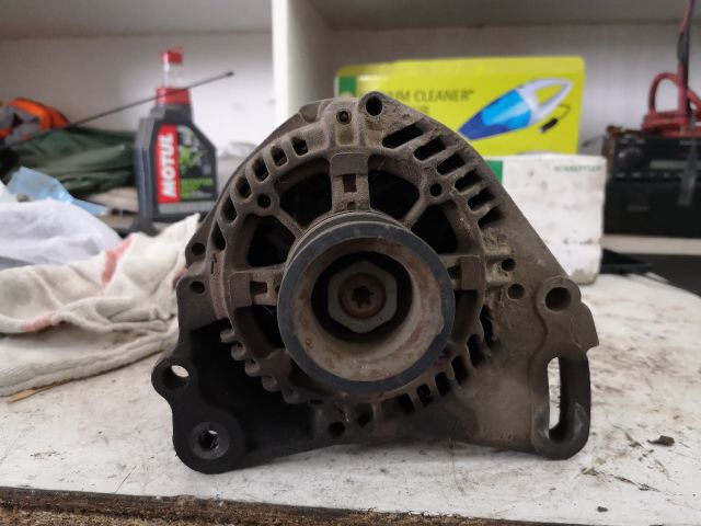 bontott VW LUPO Generátor