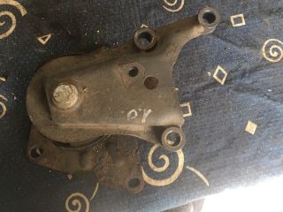 bontott VW LUPO Motor Tartó Bak (Fém)