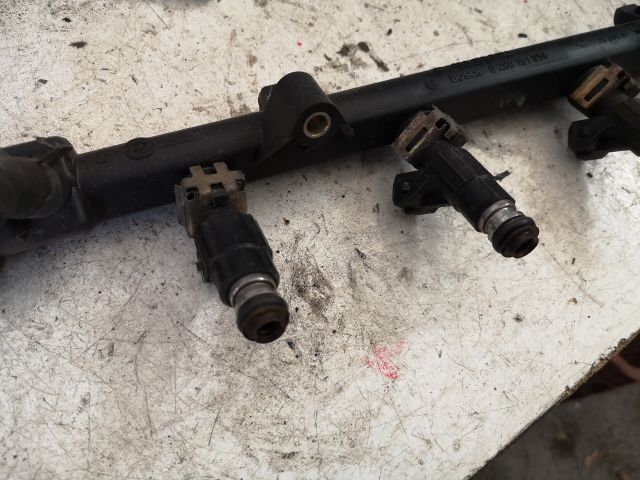 bontott VW LUPO Porlasztó Sor / Híd