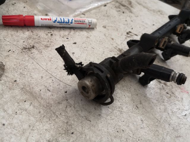 bontott VW LUPO Porlasztó Sor / Híd