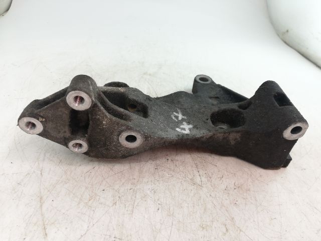 bontott VW LUPO Generátor Tartó Bak