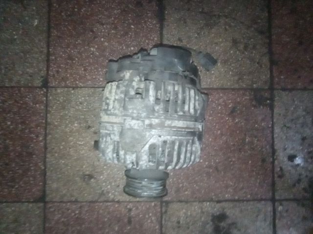 bontott VW LUPO Generátor