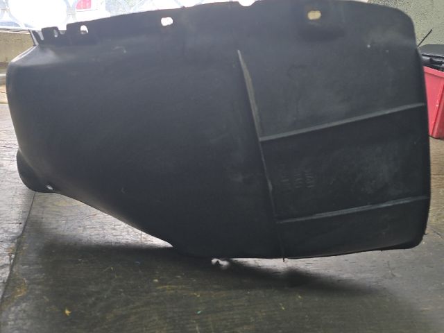 bontott VW LUPO Bal első Dobbetét (Kerékjárati, Műanyag)