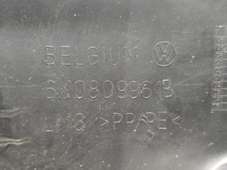 bontott VW LUPO Bal első Dobbetét (Kerékjárati, Műanyag)