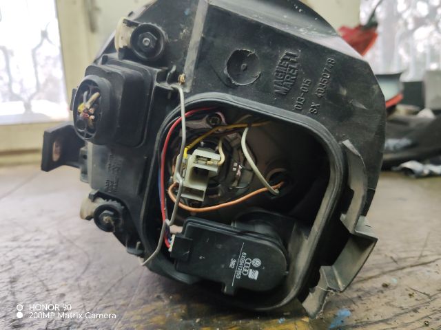 bontott VW LUPO Bal Fényszóró