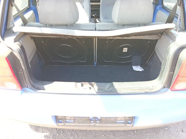 bontott VW LUPO Bal hátsó Dobbetét (Kerékjárati, Műanyag)
