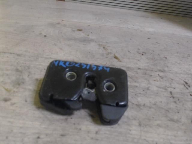 bontott VW LUPO Csomagtérajtó Zárszerkezet