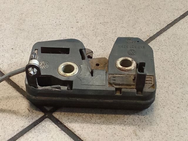 bontott VW LUPO Csomagtérajtó Zárszerkezet