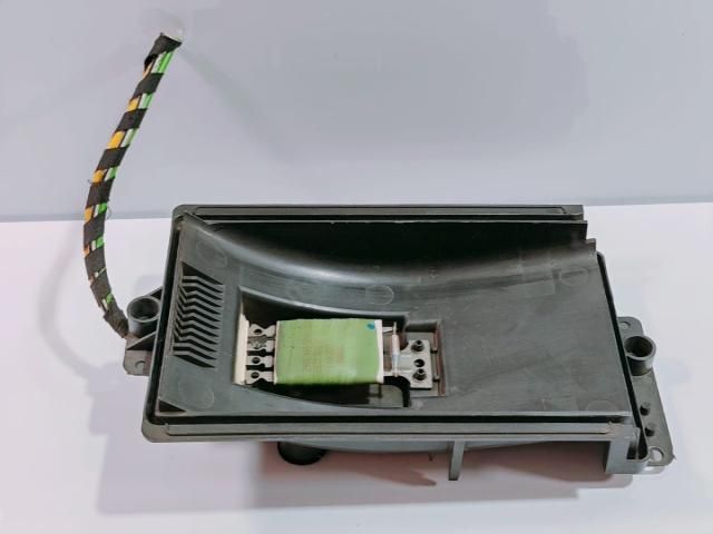 bontott VW LUPO Előtét Ellenállás Fűtőmotor