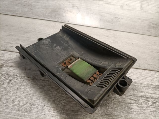 bontott VW LUPO Előtét Ellenállás Fűtőmotor