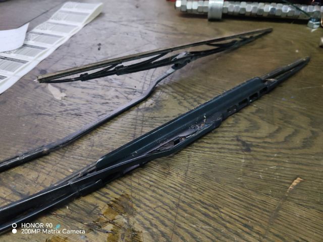 bontott VW LUPO Első Ablaktörlő Kar