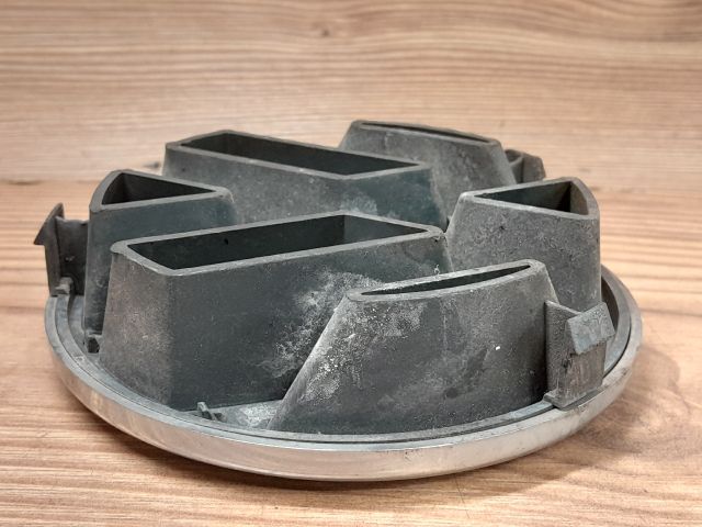 bontott VW LUPO Első Embléma