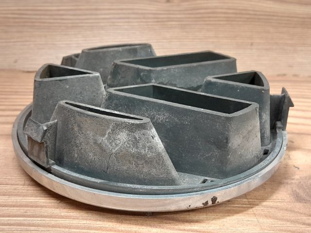 bontott VW LUPO Első Embléma