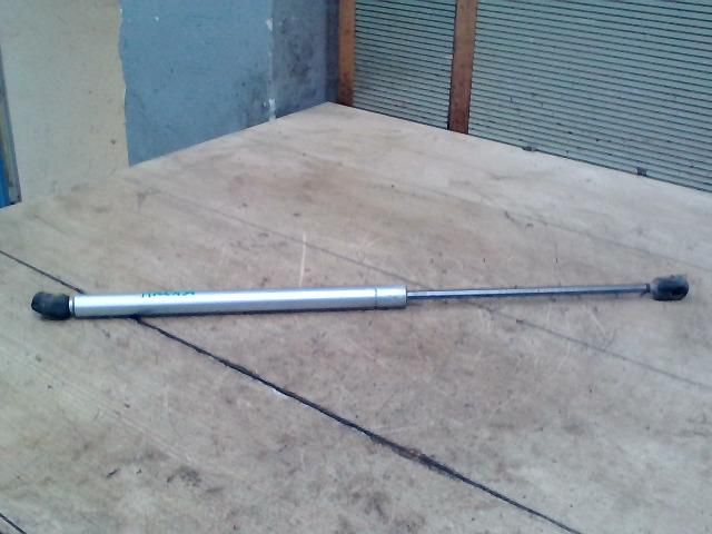 bontott VW LUPO Gázrugós Kitámasztó Teleszkóp Csomagtérajtó (Pozíciófüggetlen)