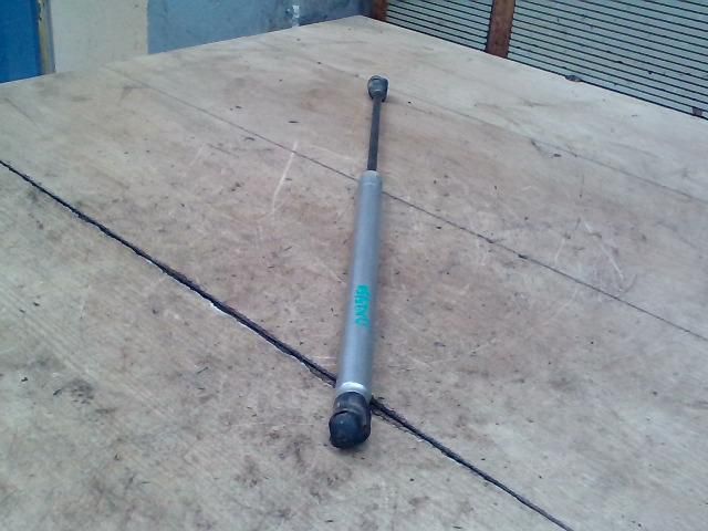 bontott VW LUPO Gázrugós Kitámasztó Teleszkóp Csomagtérajtó (Pozíciófüggetlen)