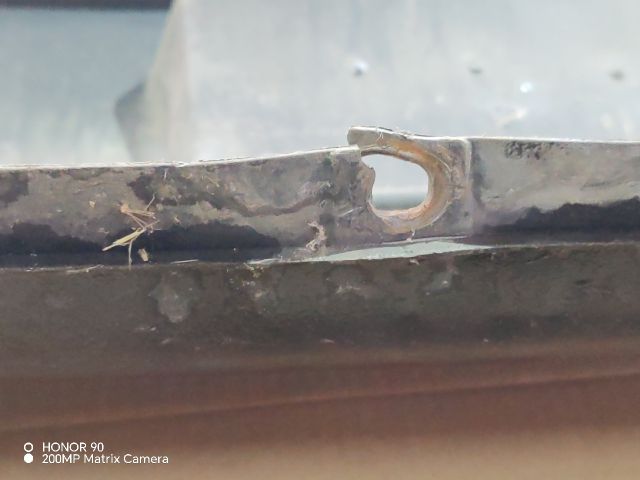 bontott VW LUPO Hátsó Lökhárító (Üresen)