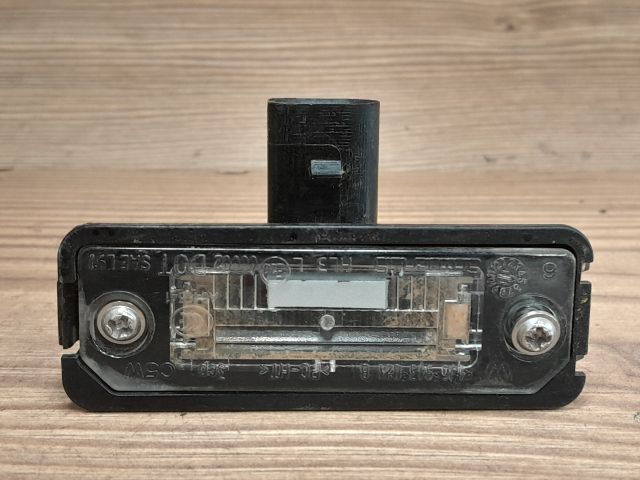 bontott VW LUPO Hátsó Rendszámtábla Világítás