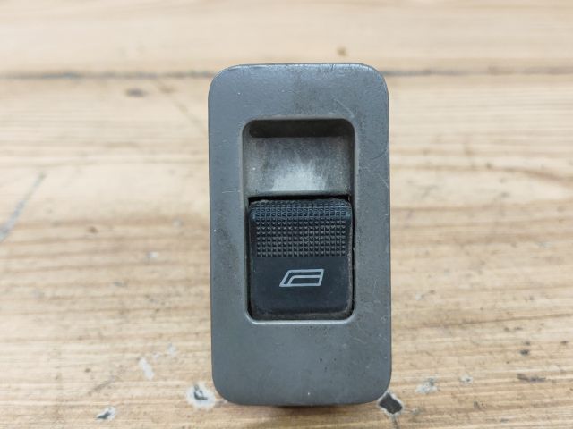 bontott VW LUPO Jobb első Ablakemelő Kapcsoló