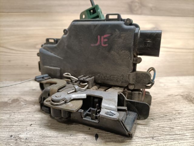 bontott VW LUPO Jobb első Ajtózár