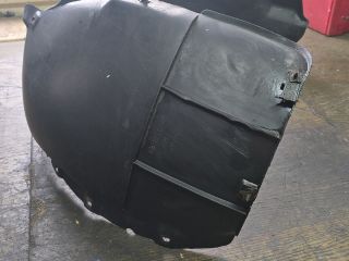 bontott VW LUPO Jobb első Dobbetét (Kerékjárati, Műanyag)