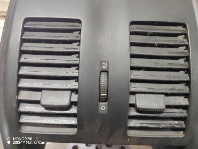 bontott VW LUPO Középkonzol Keret