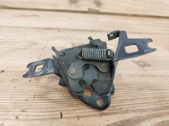 bontott VW LUPO Motorháztető Zárszerkezet