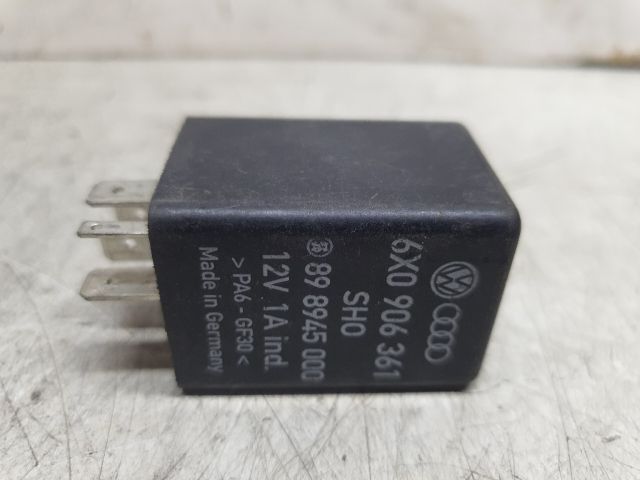 bontott VW LUPO Relé