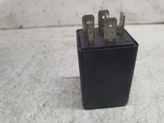 bontott VW LUPO Relé